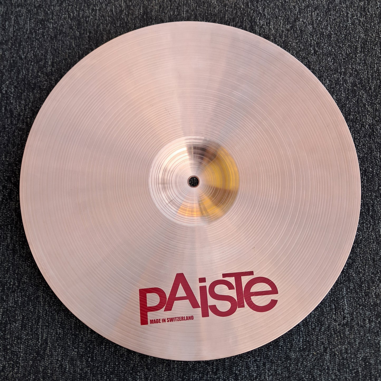 Medium Paiste 2002 16"