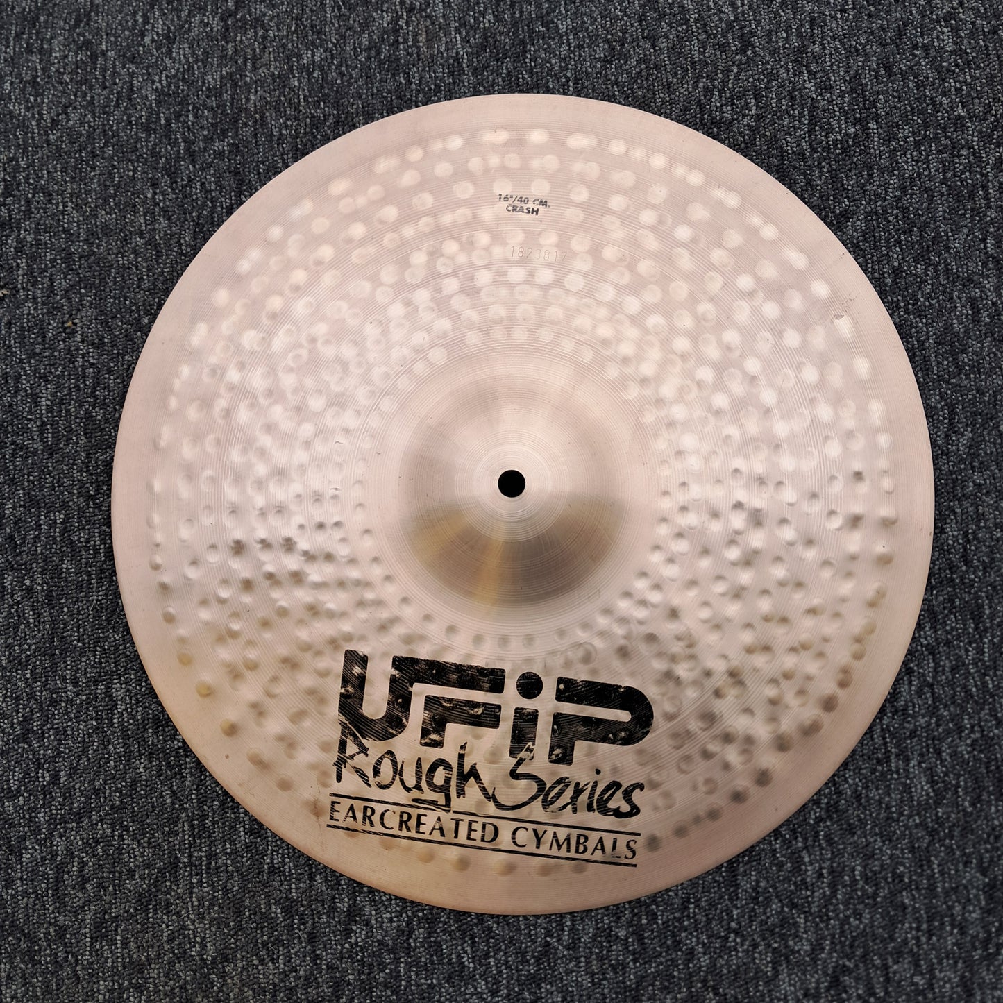 Crash UFIP Rough 16"