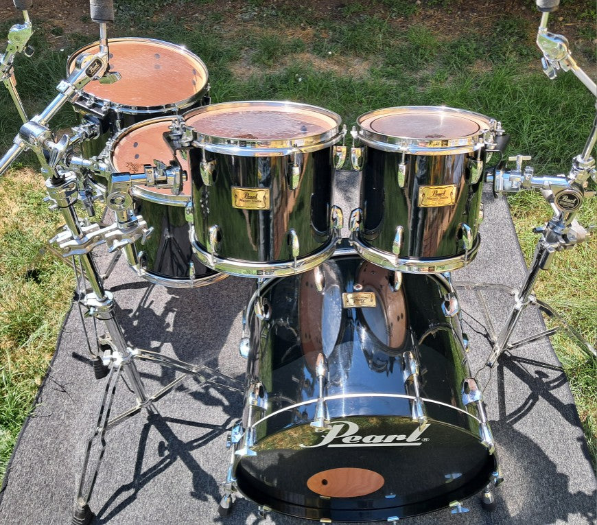 Pearl Master Studio