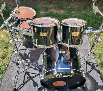 Pearl Master Studio